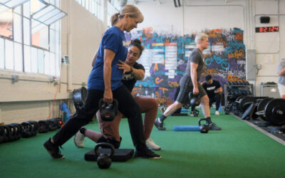 The 5-Step Strength Plan We Use to Help Adults Over 40 Move Better Without Knee Pain